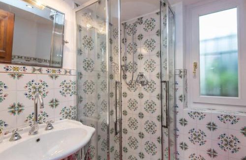 Rione XIV Borgo Apartment | Vatican Luxury View