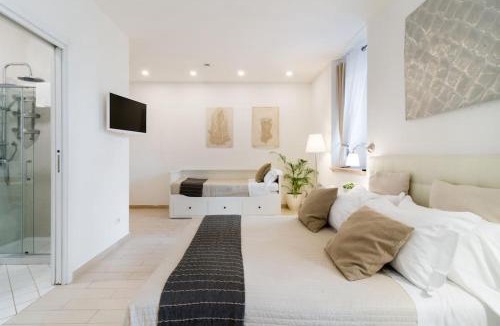 Vatican Apartment | Vatican Momahouse Luxury by Varental