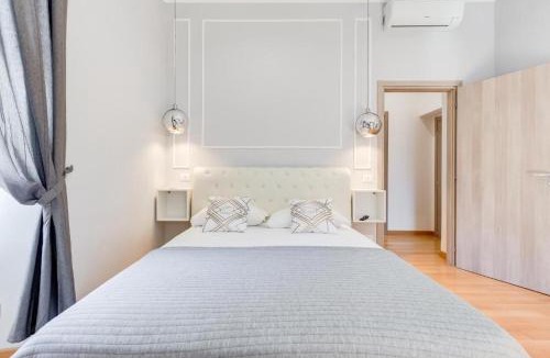 Vatican House | Vatican Prestige Apt by Premium Suites Collection