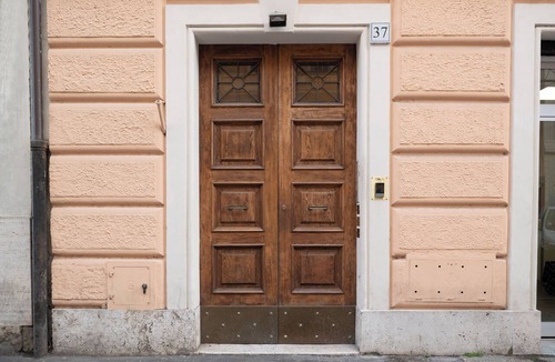 Vatican Apartment | Veniero37 Guest House Feeling Home in the heart of Rome