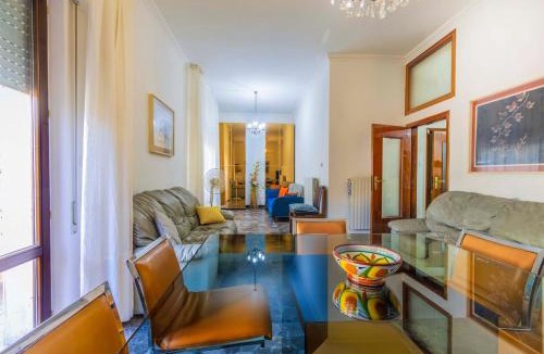 Tortoreto Lido Apartment | Very central apartment 200 m from the sea