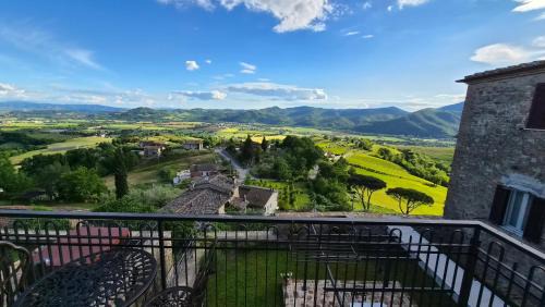 Civitella Benazzone Apartment | Vesionica Holiday House Perugia
