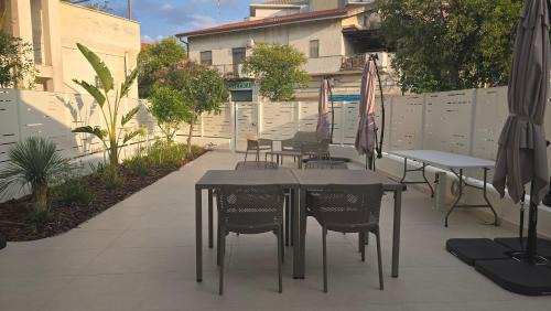 Pineta House | Vespucci Guest House - Affittacamere -