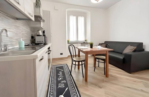Sestri Ponente Apartment | Via D'Andrade Sestri Ponente, Genova, Italy