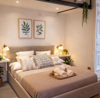 Historical Downtown Salerno Apartment | Via Roma Apartment Deluxe