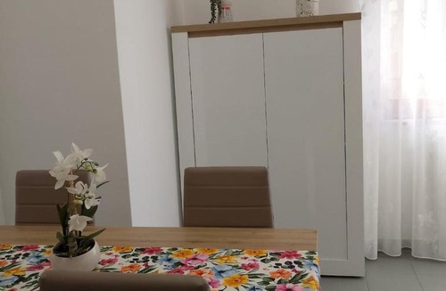 Venosa Apartment | Via Veneto 6 Vacation Home