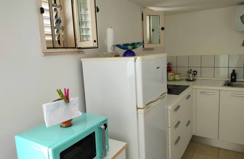 Vieste Apartment | VIESTE: SCALINATELLA AT SEApanoramic, central, 3-minute walk to the beach
