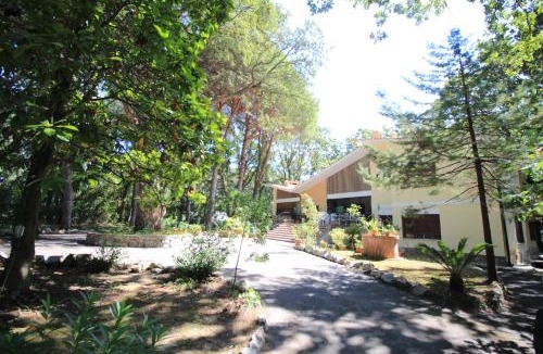 Sabaudia Bed & Breakfast | Villa alla Baia d'argento