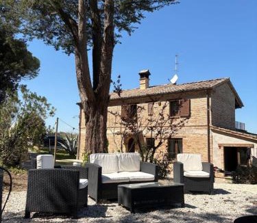 Montemarciano Villa | Villa Altrove