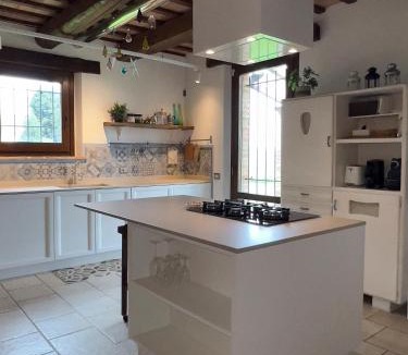 Montemarciano Villa | Villa Altrove