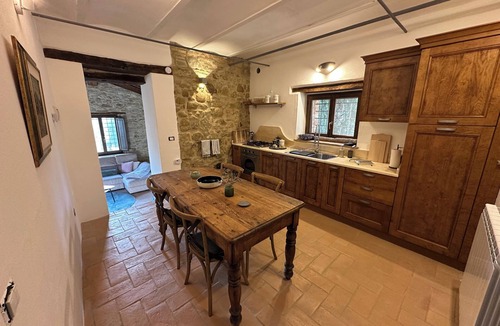 Fontignano Apartment | Villa Amici Apartment