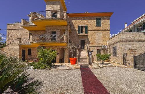 San Benedetto del Tronto Apartment | Villa Antolina - Notti Stellate by Host Hero