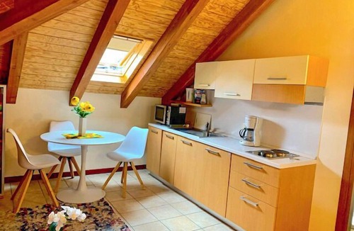Carciano Apartment | Villa Anna, Borromean Islands No. 17 by Lago Reisen