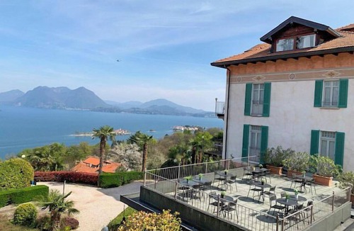 Carciano Apartment | Villa Anna, Borromean Islands No. 17 by Lago Reisen