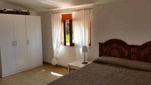 Fuscaldo Apartment | Villa Anna - Mansarda vista mare con giardino e patio