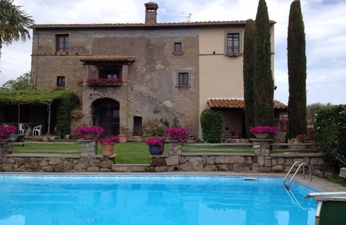 Soriano nel Cimino Apartment | Villa Arzilla - TULIP ROOM