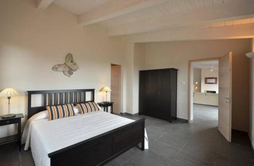 Trequanda Ski Chalet | Villa Basilico - Cignella Resort Chalet in Tuscany