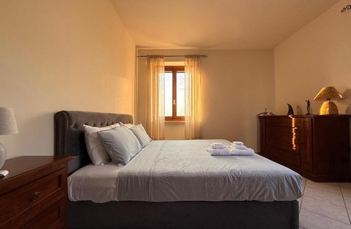 Cossano Belbo Apartment | Villa Belpoggio Langhe Wine Country 15m pool High-Speed WiFi