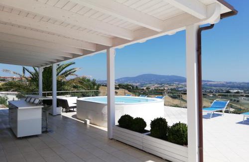Osimo House | Villa Belvedere Degli Ulivi
