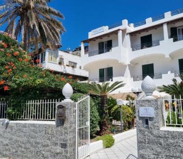 Sant'Angelo Hotel | Villa Bina Sea Hotel