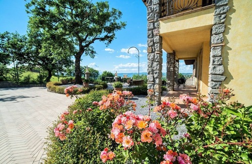 Montefiascone House | Villa Bolsena Lake View