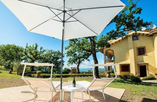 Montefiascone House | Villa Bolsena Lake View