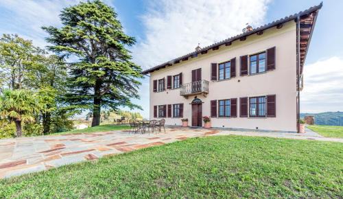 Langhe and Roero Villa | Villa Bricco Paglieri