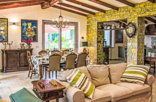 Magliano in Toscana Villa | Villa Caduceo by Interhome