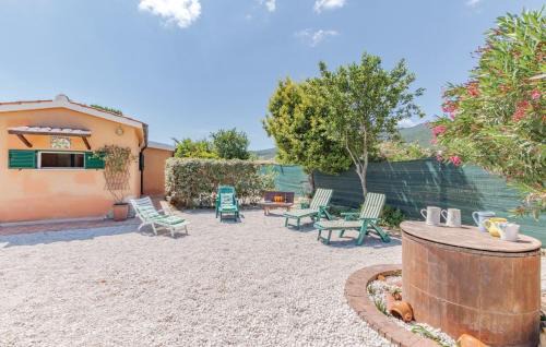 Santa Liberata Villa | Villa Cambretta con giardino, posto auto e a due passi dal mare