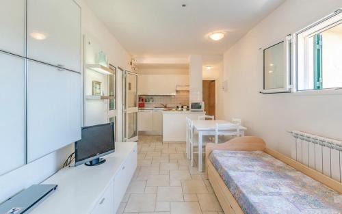 Santa Liberata Villa | Villa Cambretta con giardino, posto auto e a due passi dal mare