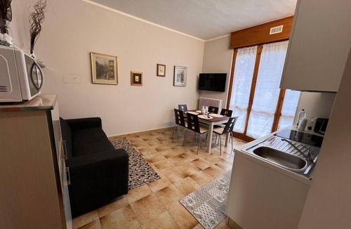 Melegnano Apartment | Villa Castelli Melegnano