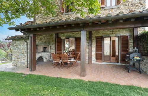 Subbiano House | Villa Castelluccio by Geco Vacation Rentals