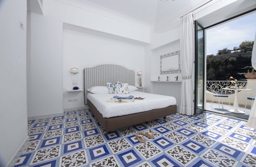 Pogerola Villa | Villa Costa Incantata with Jacuzzi and Stunning Amalfi Sea Views