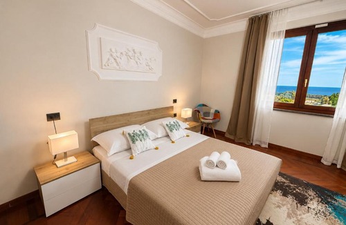 Catanzaro Lido Bed & Breakfast | Villa degli ulivi B&B