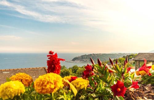 Arenzano Villa | "Villa dei Poeti" piscina e vista mare mozzafiato