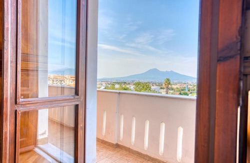 Angri Apartment | Villa Desiderio Baronessa Apartment vista Vesuvio Pompei