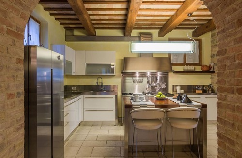 Pergola Villa | Villa Design - Private villa, 3 bedrooms, pool, A/C, wifi, EV charger, Marche