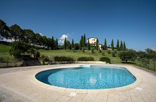 Bivio Lugnano Villa | Villa Dogane by MMega