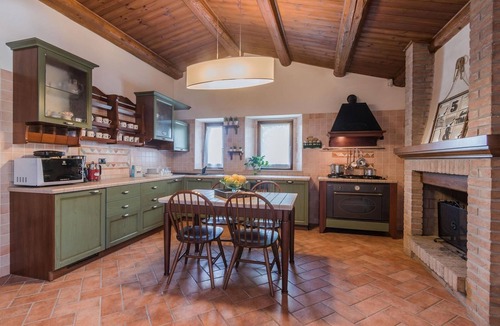 Cagli Villa | Villa Durante - Private villa, 5 bedrooms, pool, wifi, pets, Marche