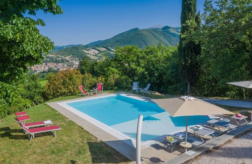 Cagli Villa | Villa Durante - Private villa, 5 bedrooms, pool, wifi, pets, Marche