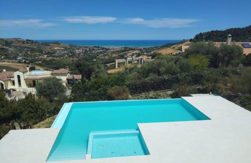 Acquaviva Picena Villa | Villa Ebe - Luxury Villa with sea view
