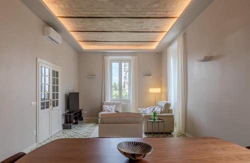 Aurelio Villa | Villa Elisa your oasis with parking in town