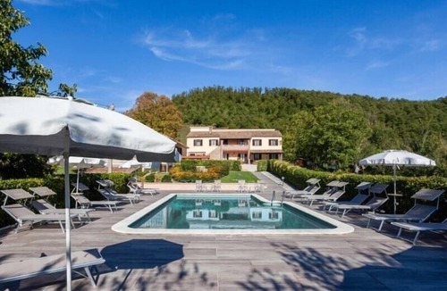 Piobbico Villa | Villa Eufemia - Country farmhouse with pool