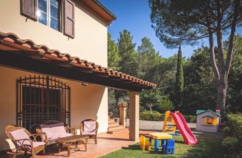 Riparbella Villa | Villa Fontespadini 10 km from the sea by ToscanaTour