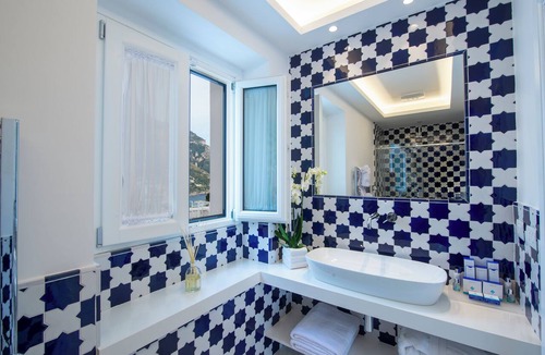 Positano House | Villa Francesco Luxury Suites
