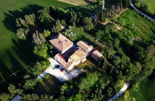 Orciano di Pesaro Apartment | Villa Ginevri, La casa vacanze immersa nel verde
