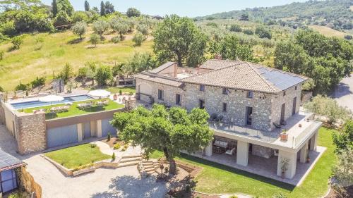 San Terenziano Villa | Villa Hedone Retreat