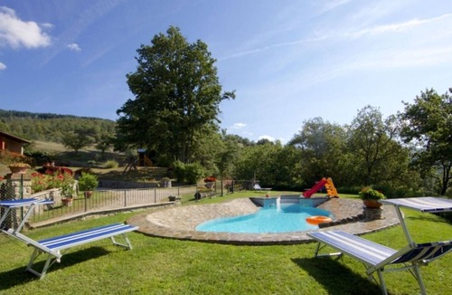 Stia Villa | Villa Heidi. Sleeps 6. Private pool.