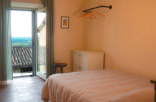 Villadeati House | Villa hill view for families and groups - relaxation, BBQ and fast Wi-Fi