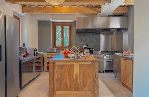 SantʼAngelo in Pontano Villa | Villa in the Sibillini Mountains, Pool & Privacy